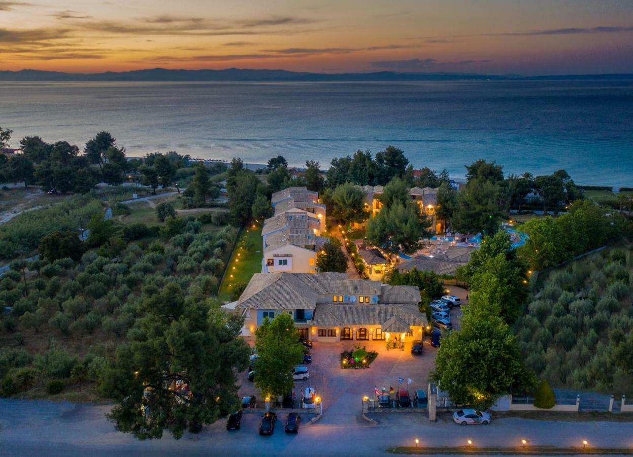 Lesse Hotel Chalkidiki Eksteriør billede
