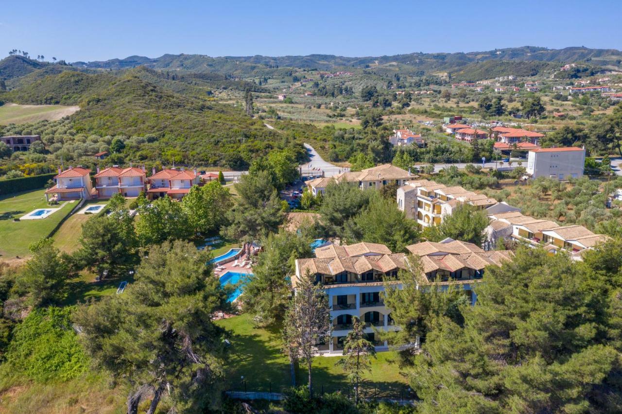 Lesse Hotel Chalkidiki Eksteriør billede